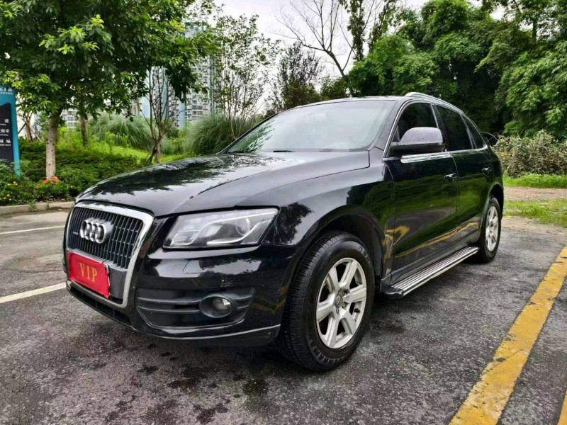 成都12年奥迪Q52