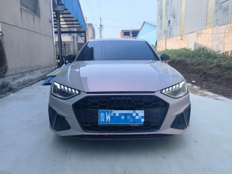 济宁24年奥迪A4L1