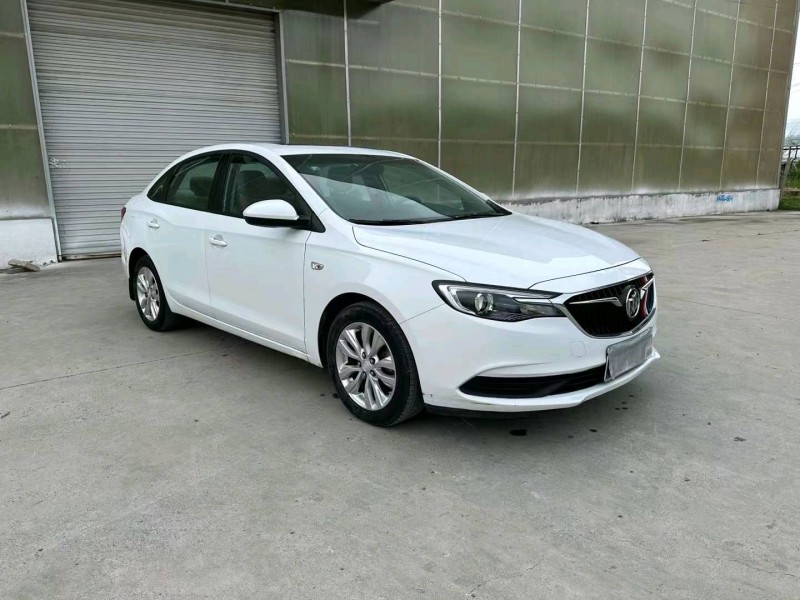 徐州17年别克英朗3