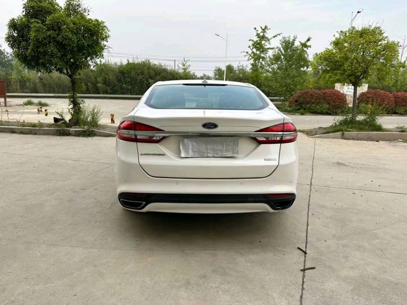 徐州17年福特蒙迪欧9