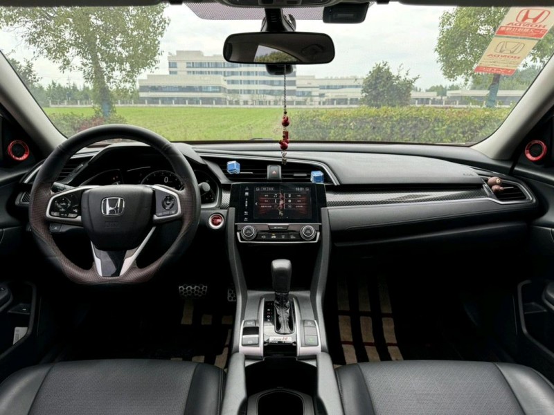 盐城22年本田思域8