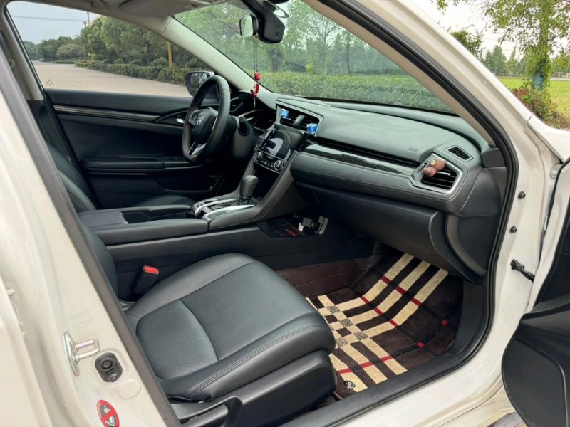 盐城22年本田思域9