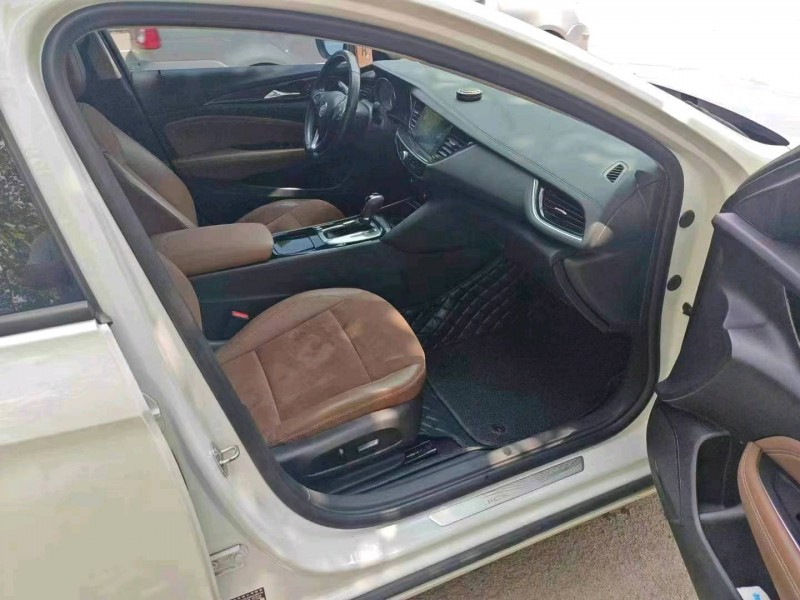 聊城19年别克君威7