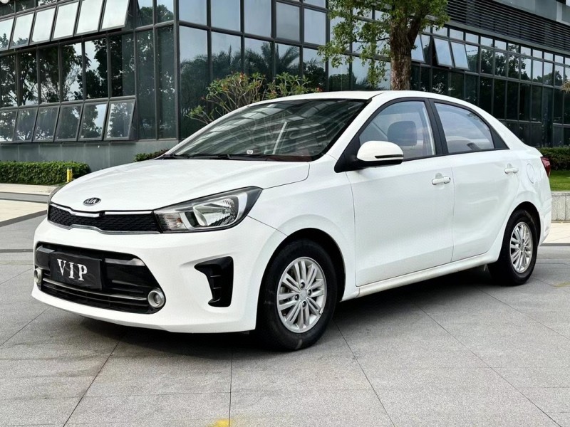 东莞19年起亚焕驰2