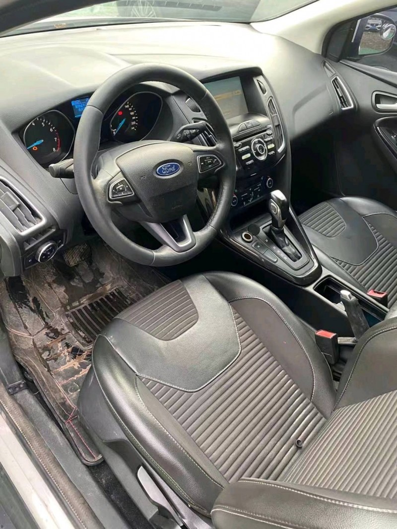 广州18年福特福克斯5