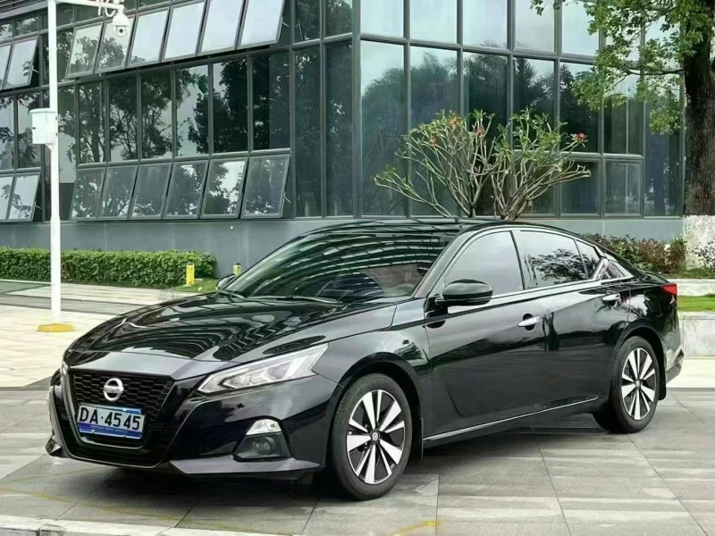 东莞22年日产天籁3