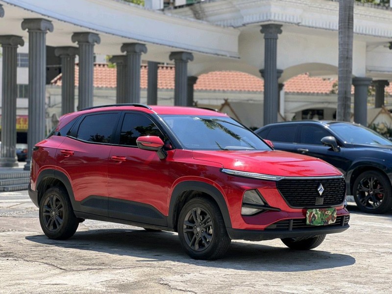 東莞20年寶駿RS32