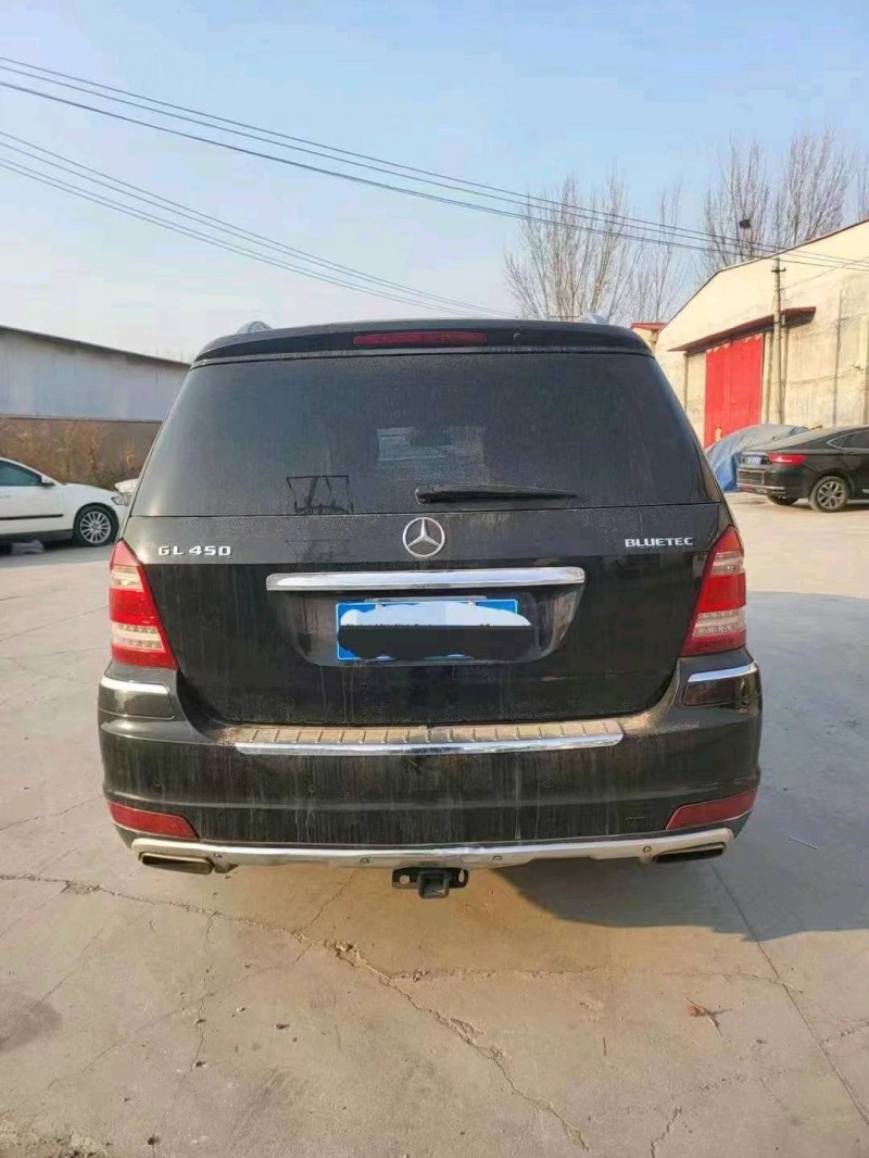东营13年奔驰GL9