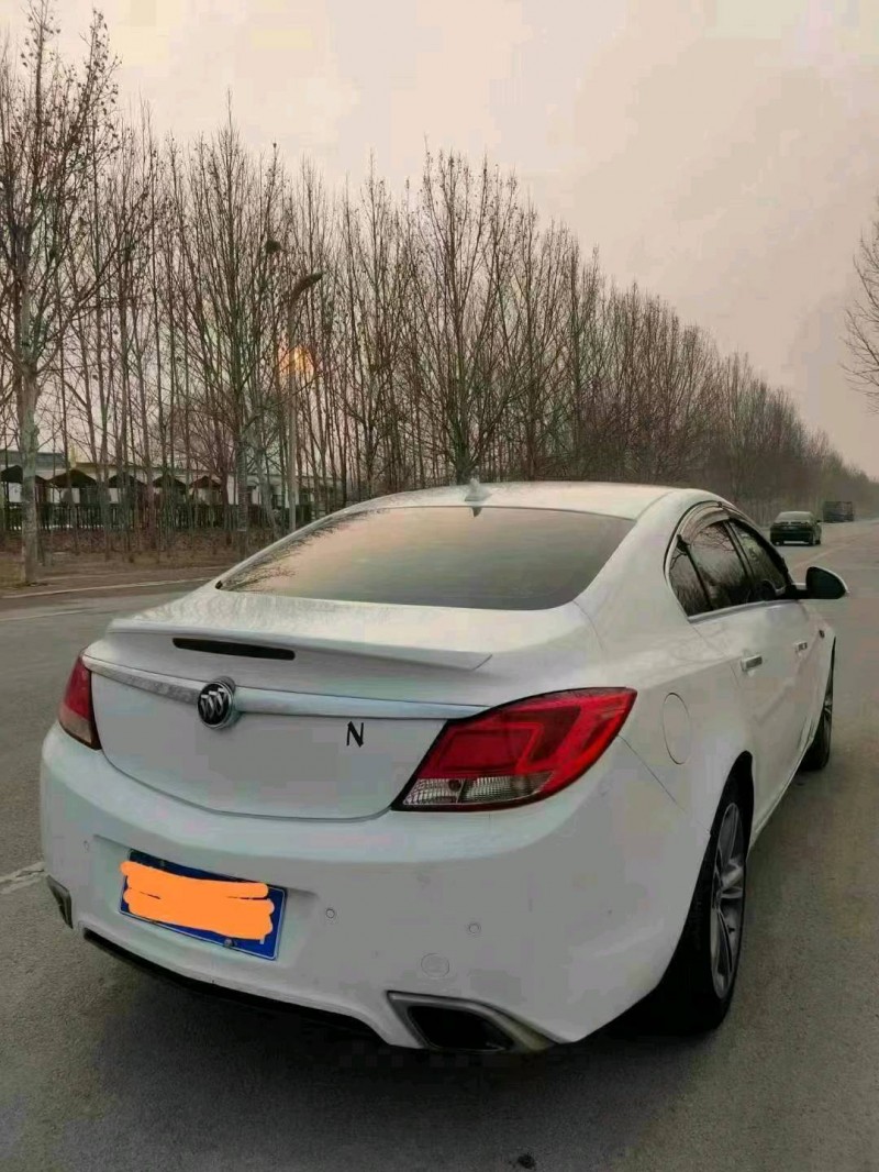 聊城11年别克君威8