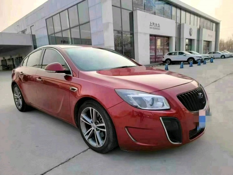 聊城12年别克君威3