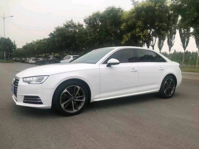 保定17年奥迪A4L3