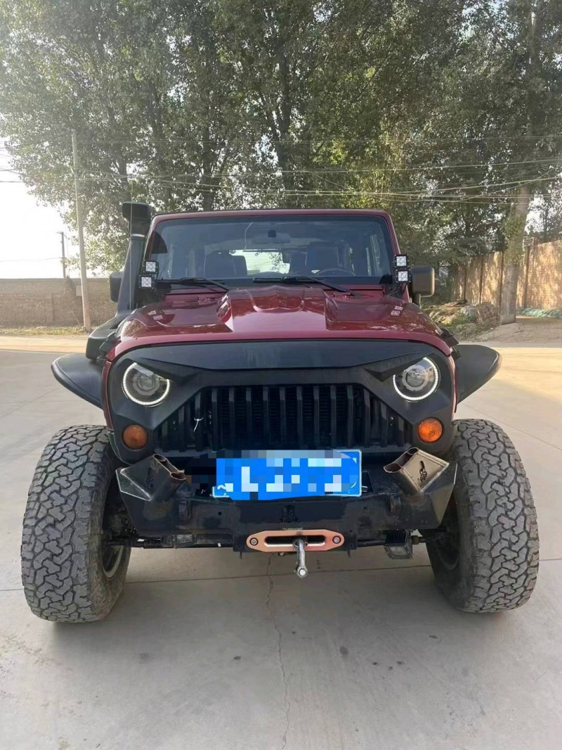 保定12年Jeep牧马人1