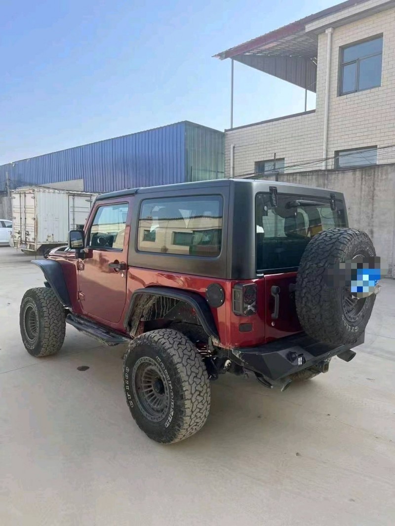 保定12年Jeep牧马人5