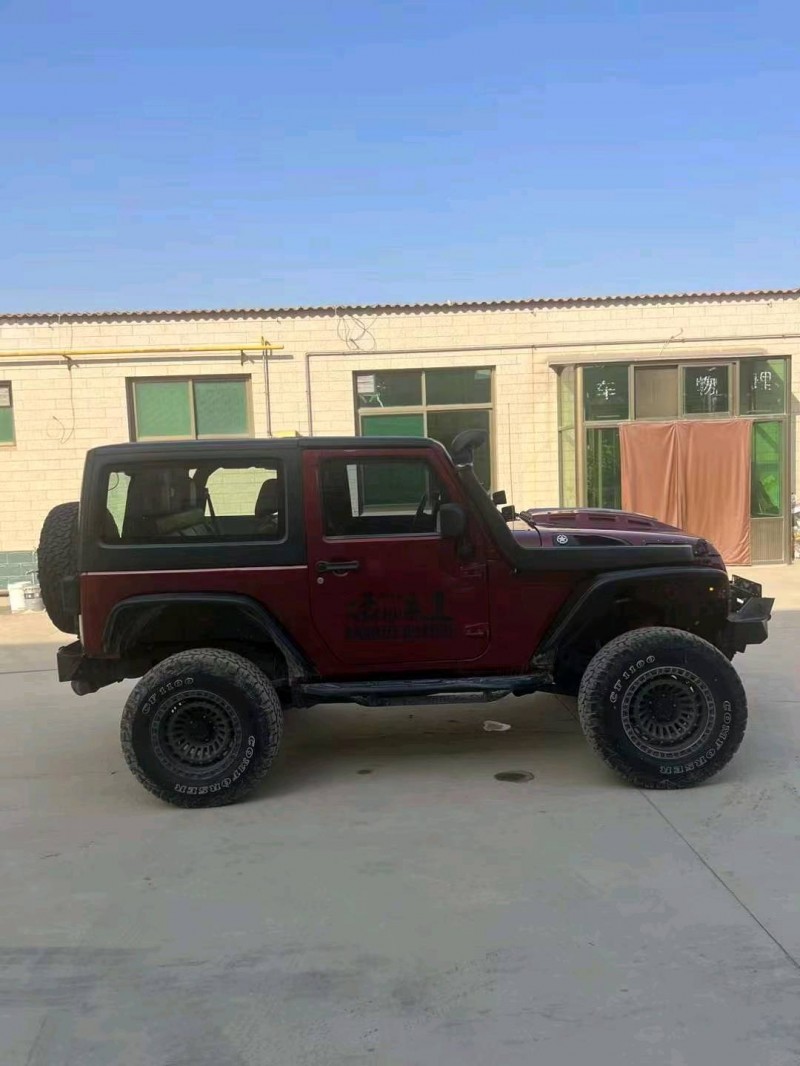 保定12年Jeep牧马人9