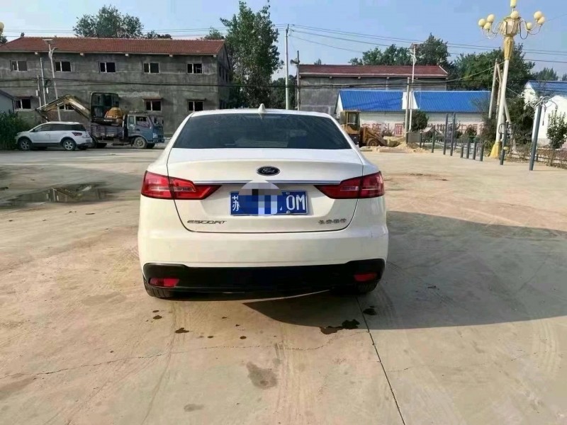 青岛19年福特福睿斯8