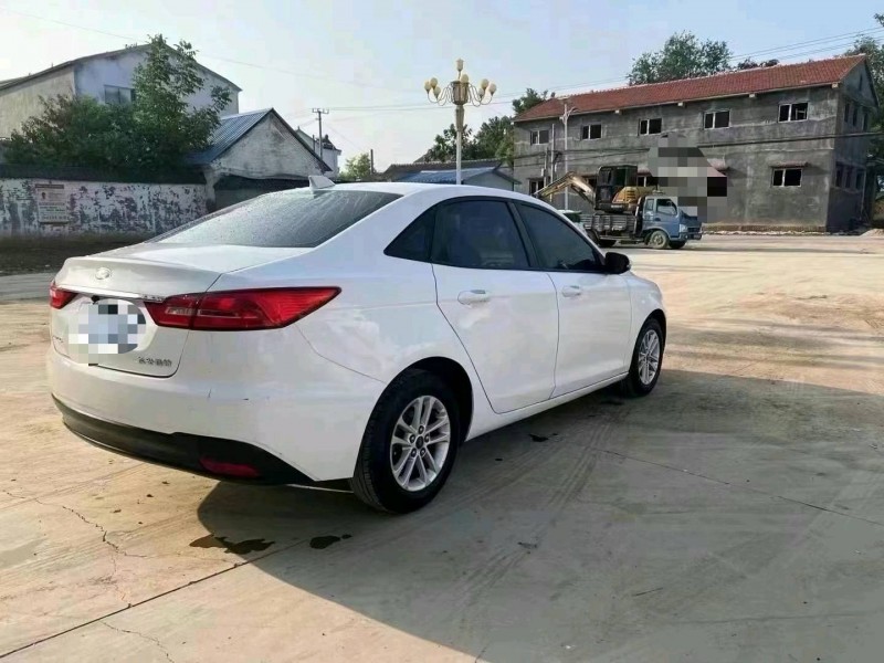 青岛19年福特福睿斯9