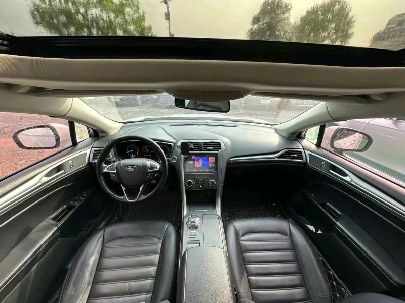 广州17年福特蒙迪欧8