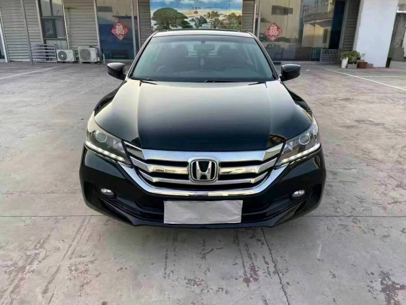 徐州15年本田雅阁1