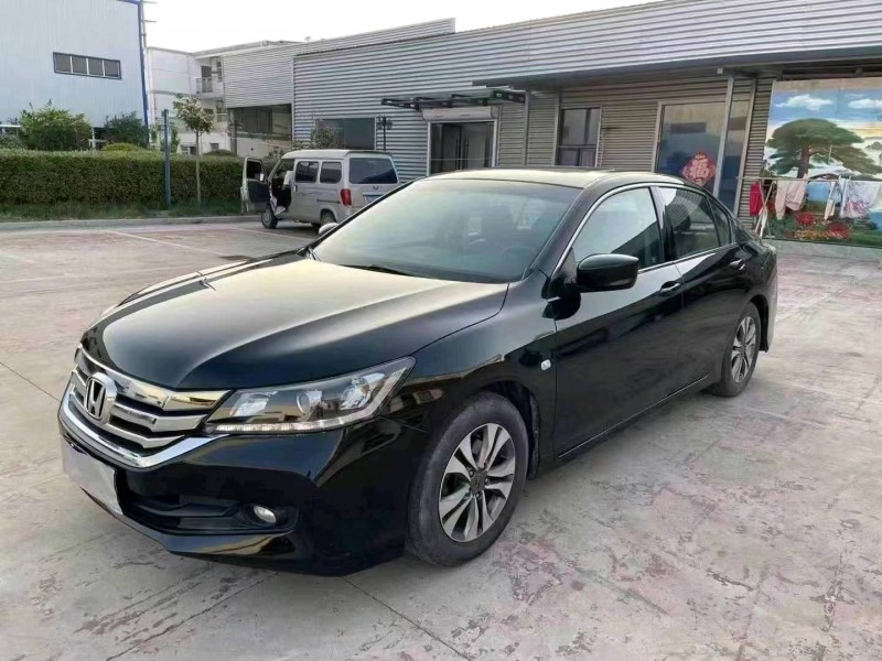 徐州15年本田雅阁2