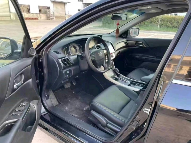 徐州15年本田雅阁6