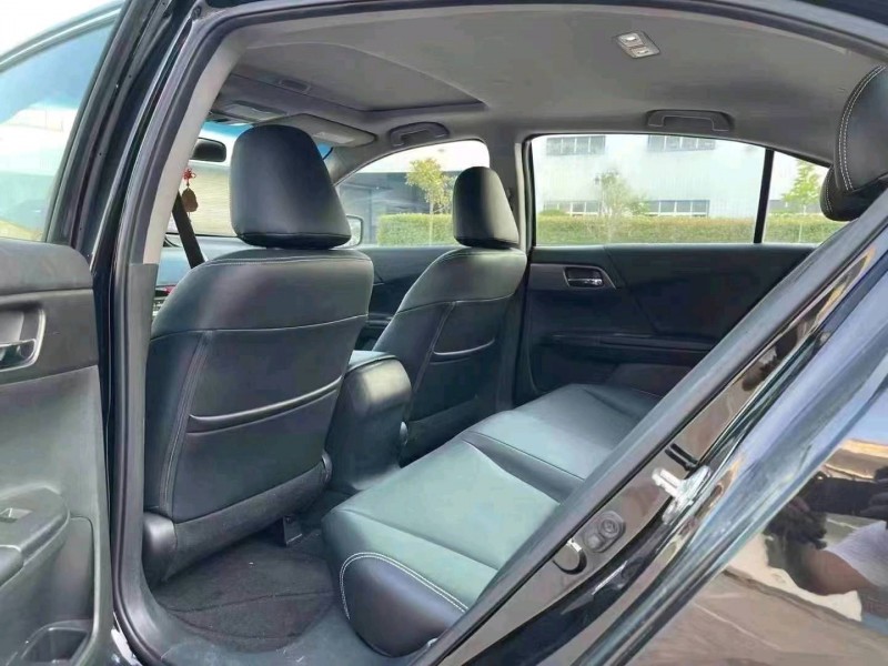 徐州15年本田雅阁7