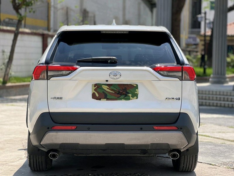 东莞21年丰田RAV4荣放9