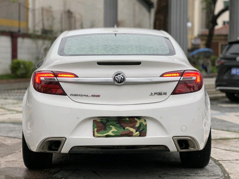 东莞17年别克君威9