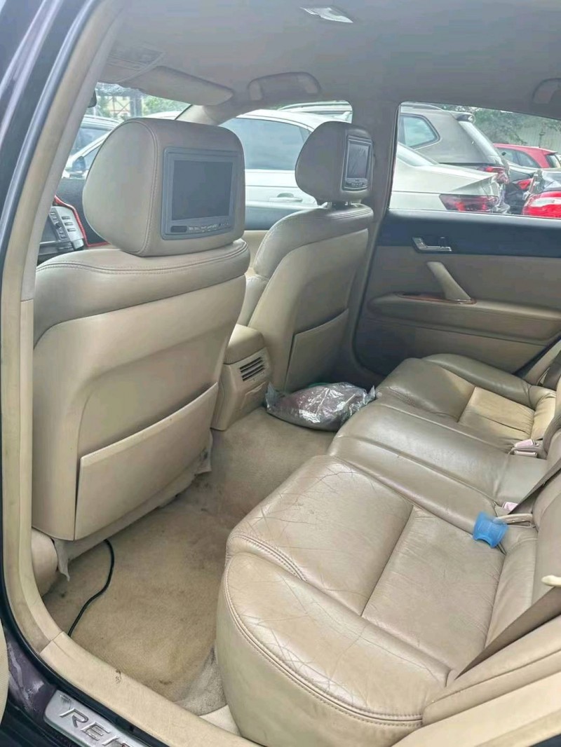 广州06年丰田锐志7