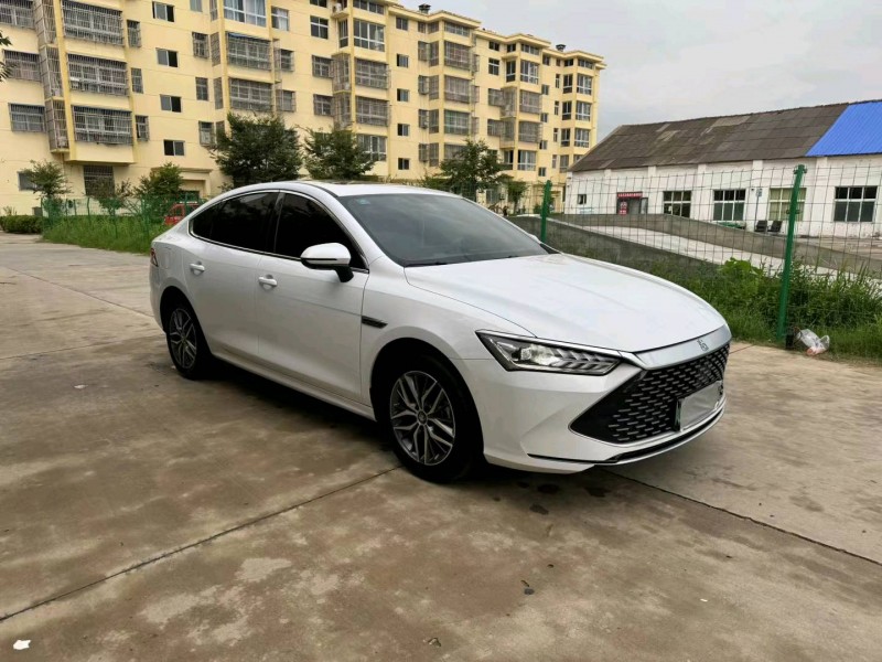 徐州23年比亚迪秦2