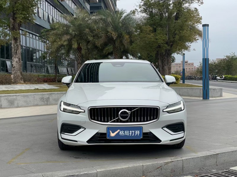 东莞22年沃尔沃S60L1