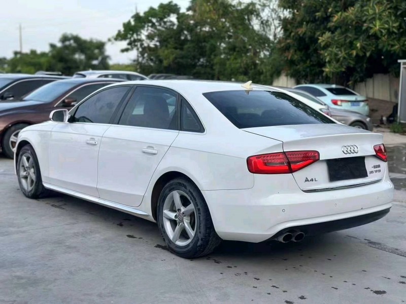 广州14年奥迪A4L9