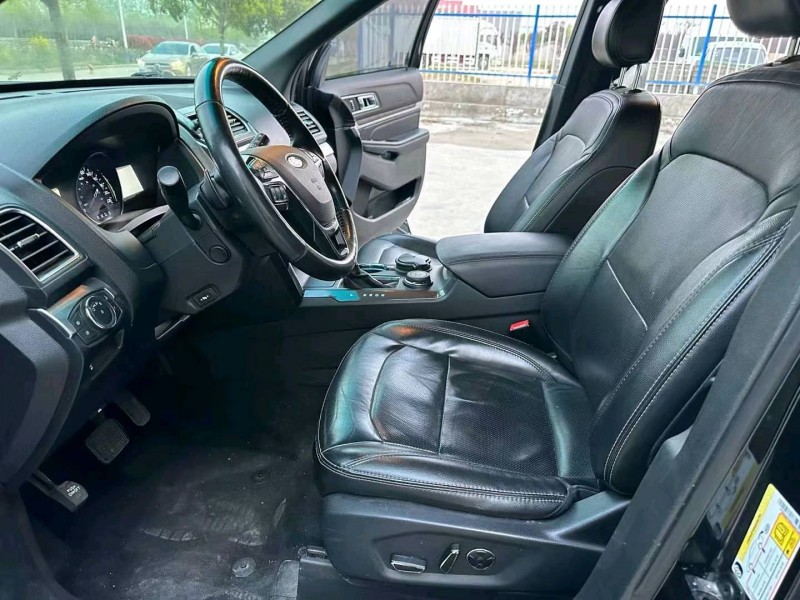 徐州17年福特探险者7