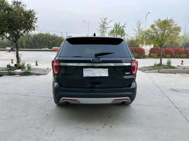 徐州17年福特探险者9