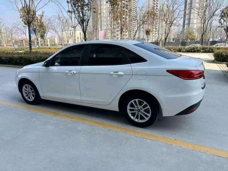 枣庄20年福特福睿斯5