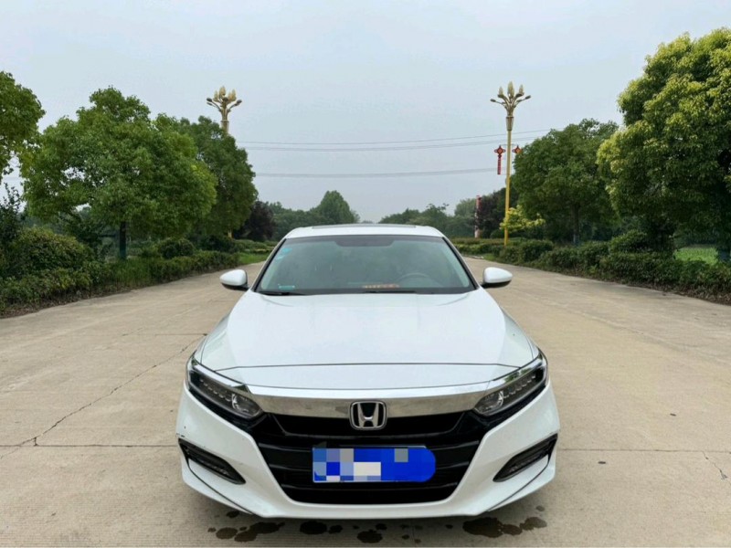 盐城20年本田雅阁1