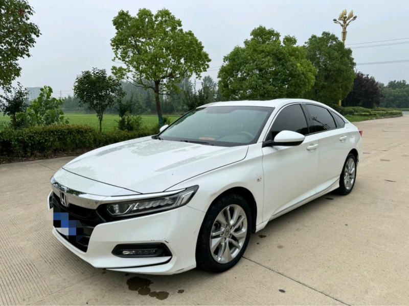 盐城20年本田雅阁2