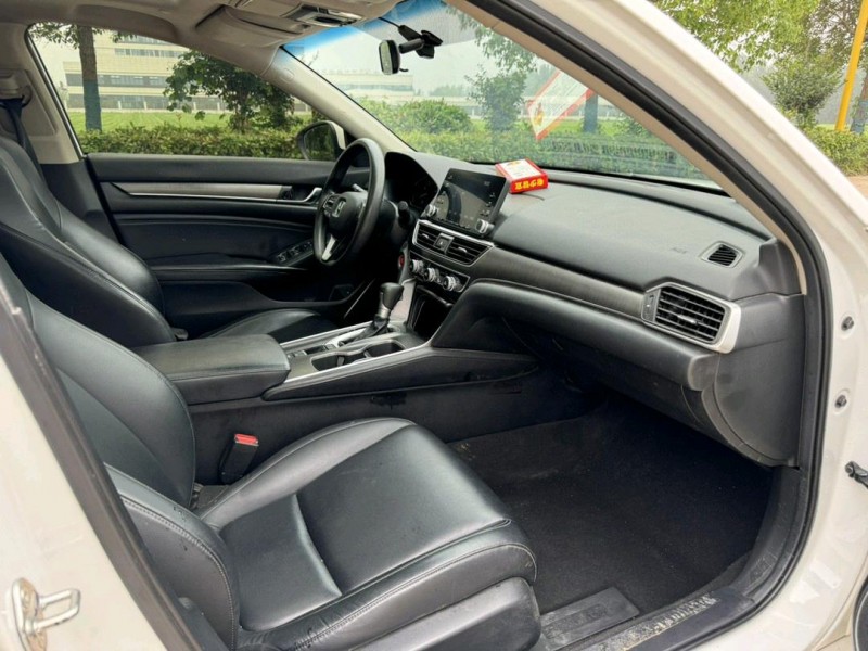 盐城20年本田雅阁9