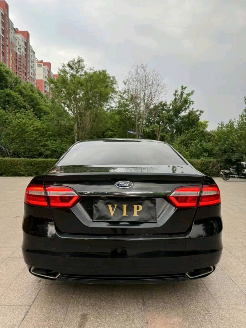 邢台16年福特金牛座9