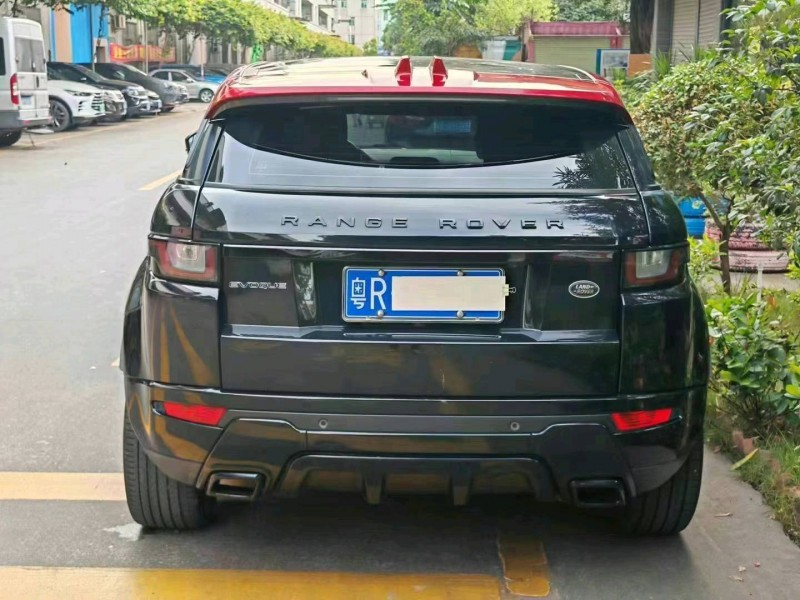 广州18年路虎极光9