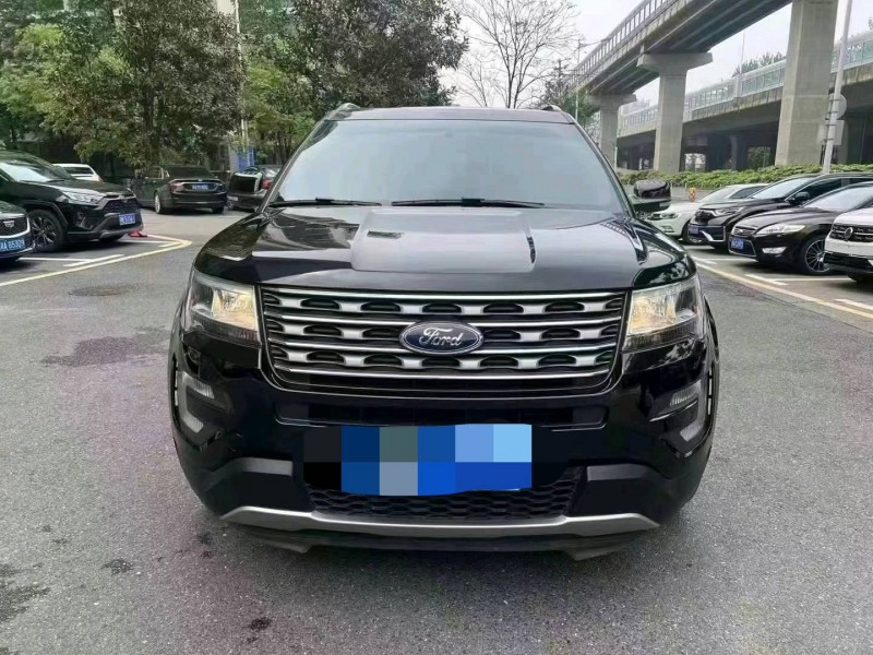 邵阳17年福特探险者1