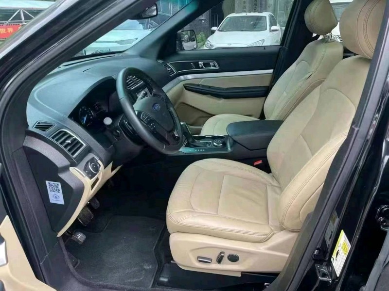 邵阳17年福特探险者7