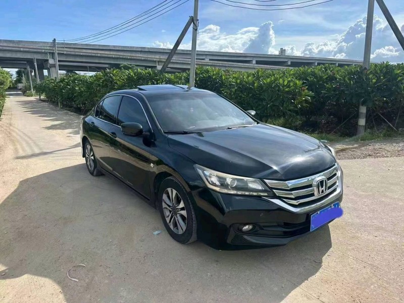 佛山15年本田雅阁2