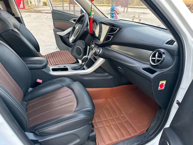 徐州17年比亚迪宋4