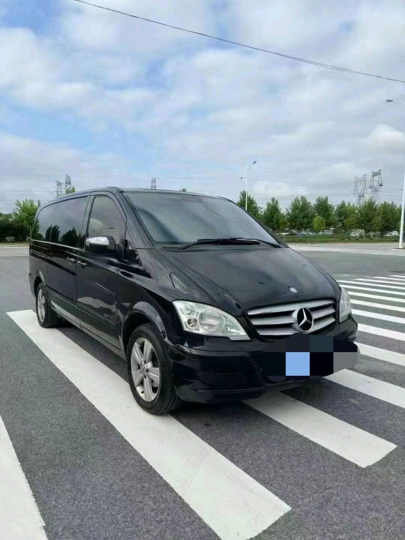 烟台14年奔驰唯雅诺3