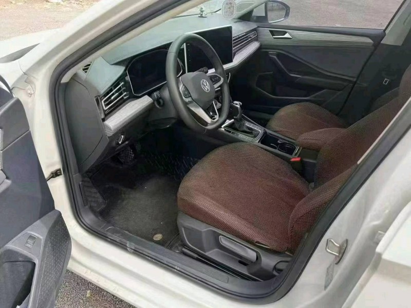 保定22年大众速腾8