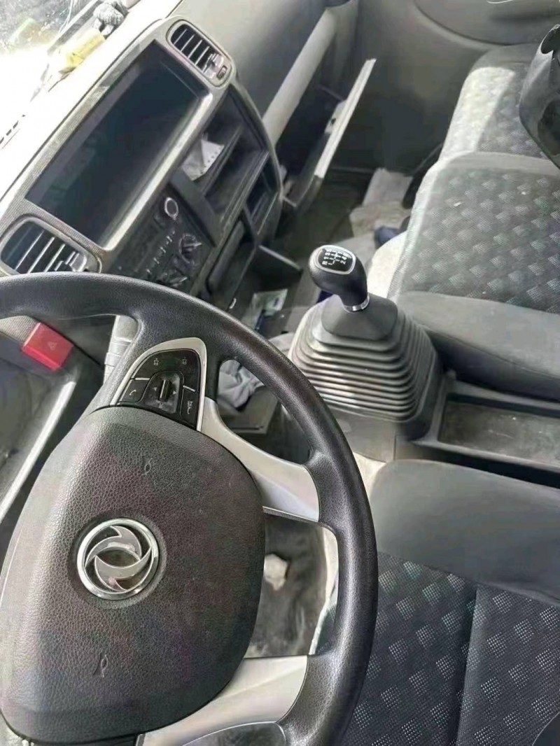 潍坊23年东风多利卡4