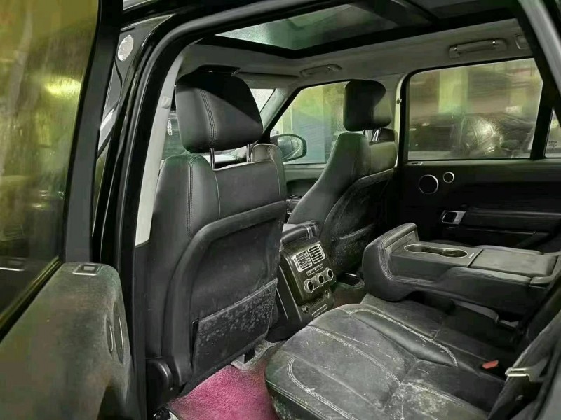 重庆16年路虎揽胜行政4