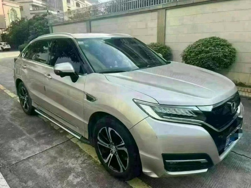 汕头18年本田URV3