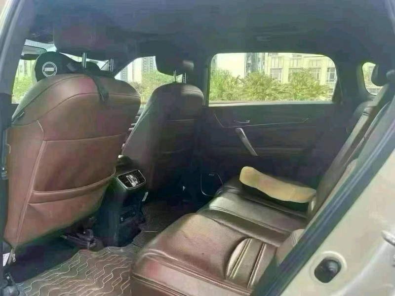 汕头18年本田URV7