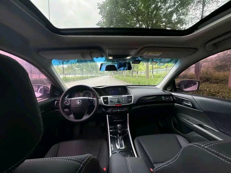 益阳17年本田雅阁9